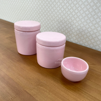 kit-higiene-ceramica-3-pecas-02-potes-molhadeira-rosa